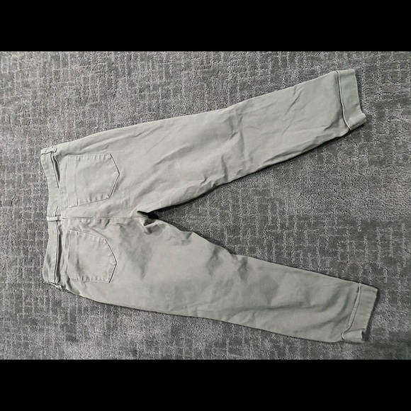 Moss Green Loft Capri Pants - Picture 6 of 6